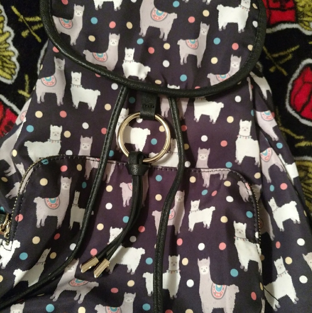Llama Draw-String Back Pack - Picture 2 of 5